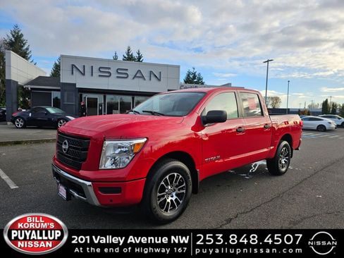Certified 2024 Nissan Titan SV w/ SV Convenience Package image 1