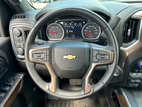 Used 2023 Chevrolet Silverado 3500 High Country image 13