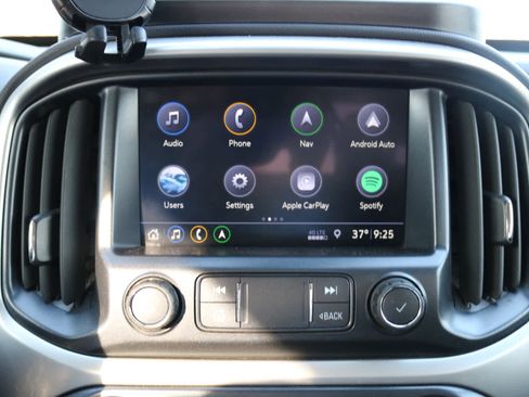 Used 2019 Chevrolet Colorado LT w/ LT Convenience Package image 16