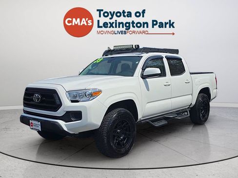Used 2023 Toyota Tacoma SR AWD/4WD image 1