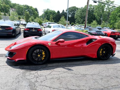 Used 2020 Ferrari 488 Pista Coupe image 10