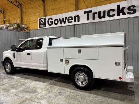 Used 2019 Ford F350 XL w/ Power Equipment Group RWD image 5