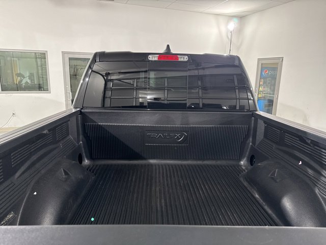 Used 2022 RAM 1500 Big Horn AWD/4WD image 8