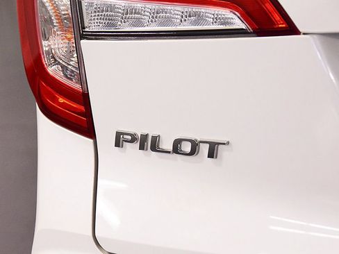 Used 2021 Honda Pilot Special Edition image 11