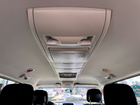 Used 2012 Dodge Grand Caravan Crew w/ Crew Value Pkg image 11