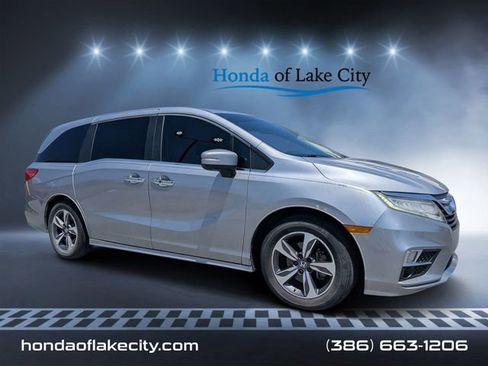 Used 2018 Honda Odyssey Touring image 1