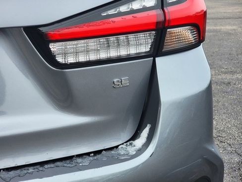 Used 2024 Mitsubishi Outlander Sport SE image 12