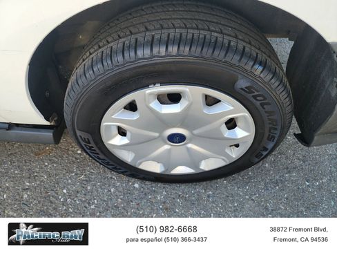 Used 2017 Ford Transit Connect XL image 25