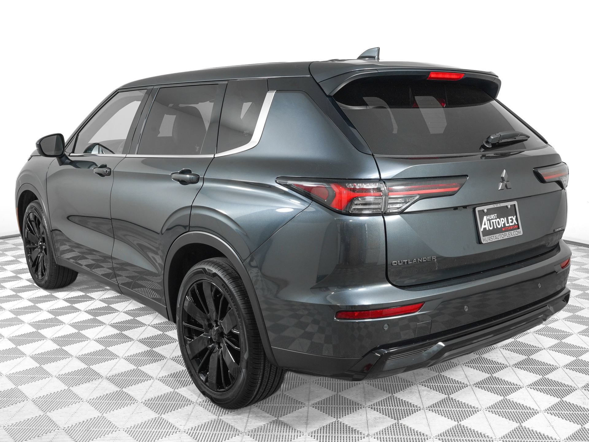 Used 2026 Mitsubishi Outlander LE AWD/4WD image 7