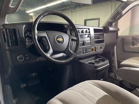 Used 2020 Chevrolet Express 2500 w/ Driver Convenience Package RWD image 12