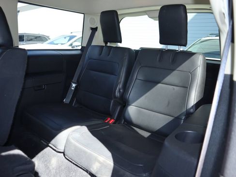 Used 2019 Ford Flex Limited FWD image 11