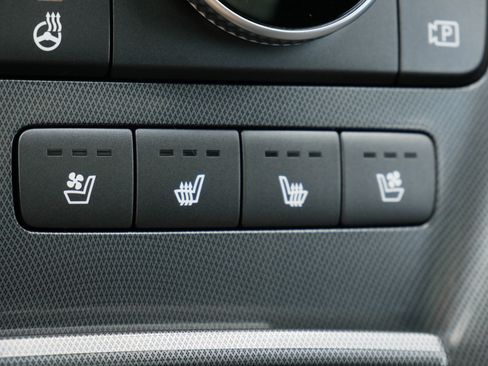 Used 2021 Hyundai Santa Fe Calligraphy image 29