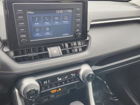 Used 2019 Toyota RAV4 XLE image 22