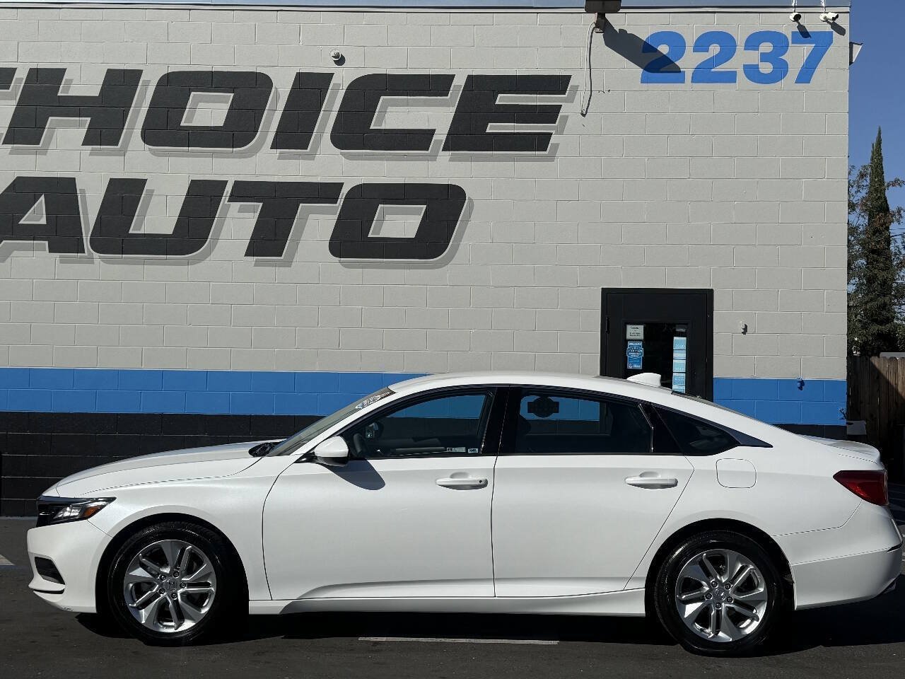 Used 2019 Honda Accord LX image 25