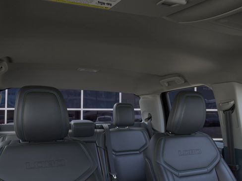 New 2026 Ford Maverick Lobo AWD/4WD image 12