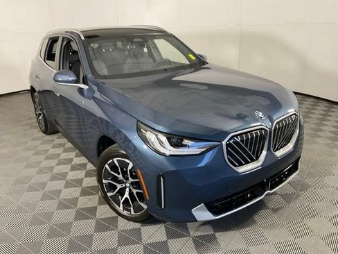 Used 2025 BMW X3 xDrive30i AWD/4WD image 38