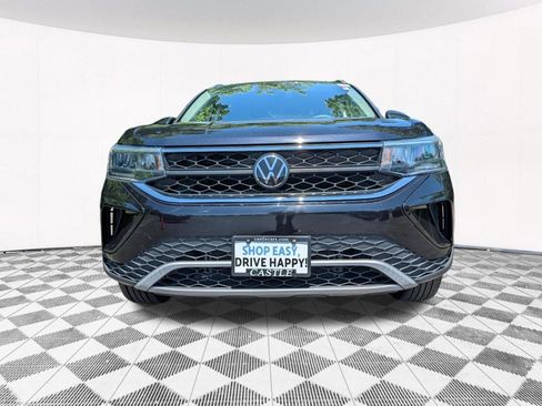 Used 2024 Volkswagen Taos SE AWD/4WD image 13