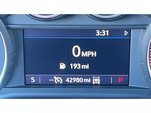 Certified 2022 Chevrolet Silverado 2500 LT w/ Z71 Off-Road Package image 15