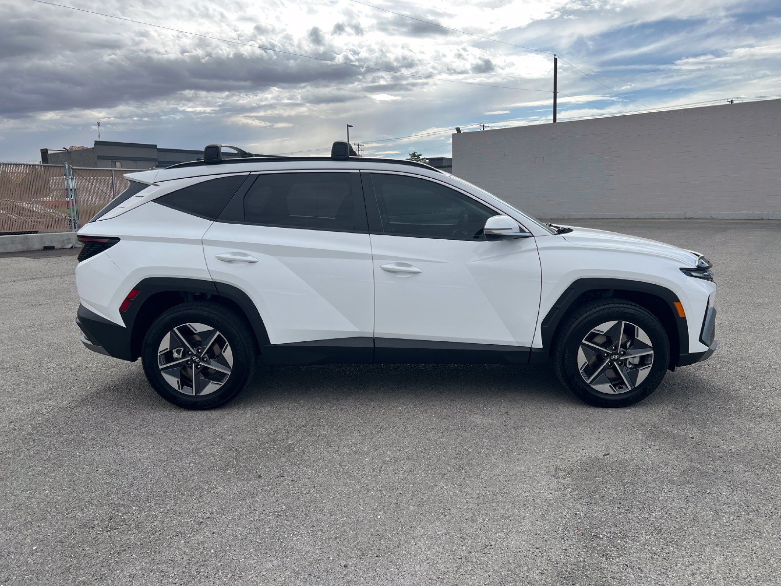Certified 2026 Hyundai Tucson SEL AWD/4WD image 2