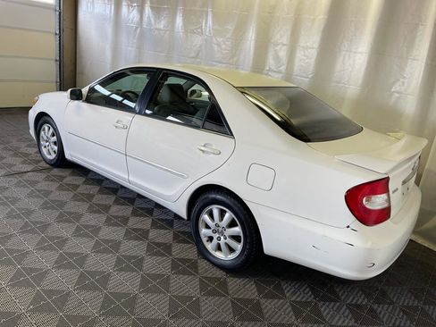 Used 2003 Toyota Camry XLE FWD image 4