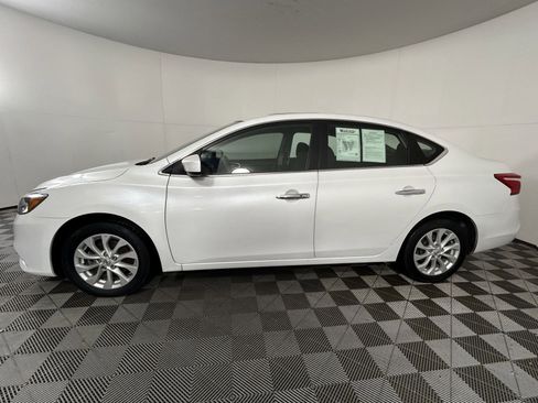 Used 2019 Nissan Sentra SV image 10