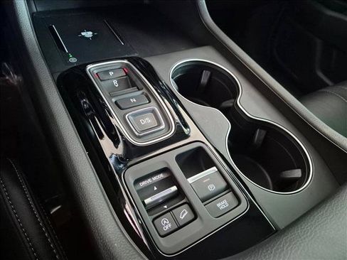 Certified 2025 Honda Pilot EX-L image 11