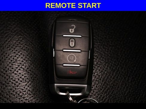 Used 2022 RAM 1500 Laramie AWD/4WD image 10