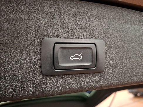 Used 2016 Audi Q5 3.0T Premium Plus w/ Technology Package image 28