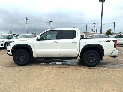 New 2026 Nissan Frontier PRO-4X w/ Tow Package image 5