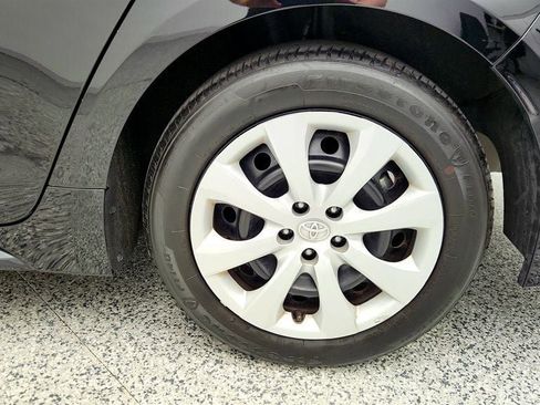 Used 2024 Toyota Corolla LE image 9