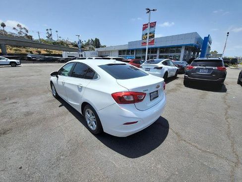 Used 2016 Chevrolet Cruze LT FWD image 6