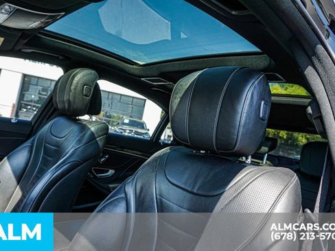 Used 2020 Mercedes-Benz S 560 Sedan w/ AMG Line Exterior image 17