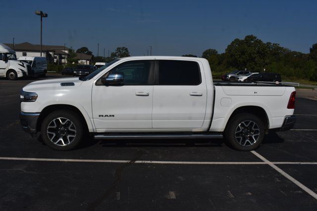 Used 2025 RAM 1500 Laramie AWD/4WD image 7