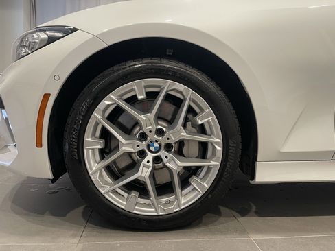Used 2025 BMW 330i xDrive Sedan w/ M Sport Package image 7