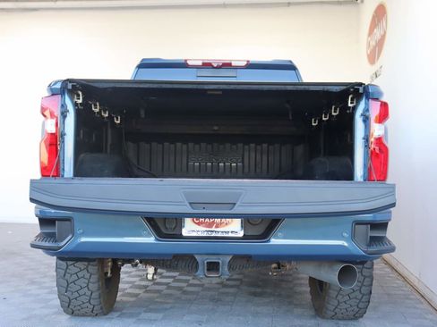 Used 2024 Chevrolet Silverado 2500 High Country w/ High Country Premium Package AWD/4WD image 5