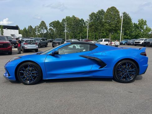 Used 2024 Chevrolet Corvette Stingray Premium Cpe w/ Z51 Performance Package image 2