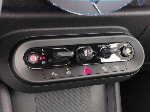 New 2026 MINI Cooper 2-Door Hardtop image 32