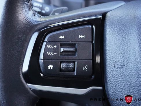 Used 2025 Honda Odyssey Touring image 32