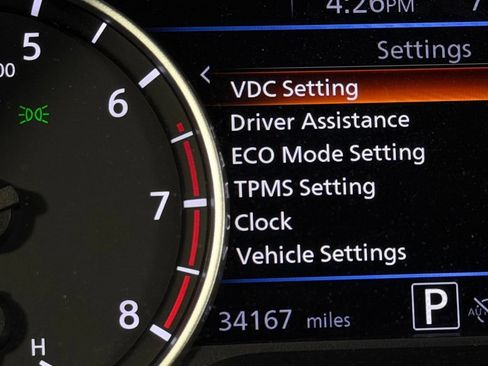 Used 2025 Nissan Sentra SR FWD image 18