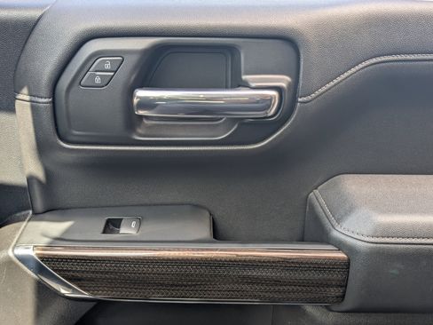 Used 2022 Chevrolet Silverado 1500 RST AWD/4WD image 22