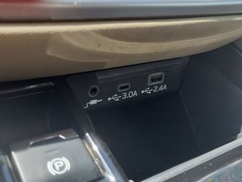 Used 2023 Subaru Legacy Limited AWD/4WD image 32