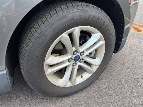 Used 2019 Ford Edge SEL w/ Equipment Group 201A AWD/4WD image 7