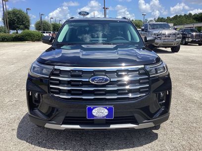 New 2026 Ford Explorer Active w/ Active Comfort Package