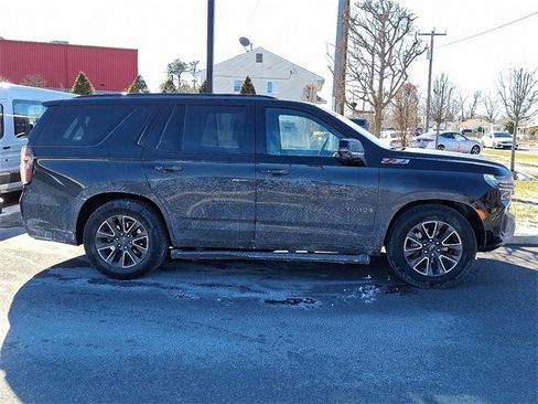 Used 2021 Chevrolet Tahoe Z71 w/ Z71 Off-Road Package image 8