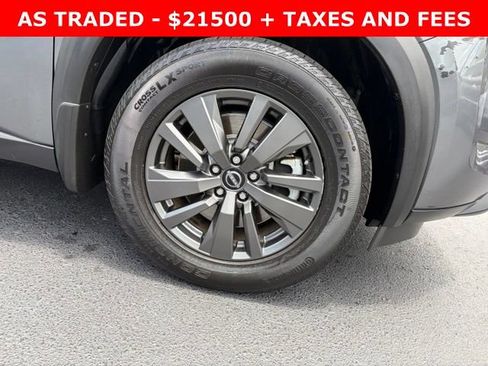 Used 2022 Nissan Pathfinder SV FWD image 8