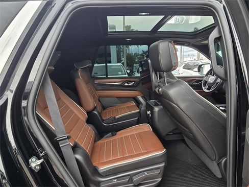 Used 2024 GMC Yukon Denali Ultimate image 19