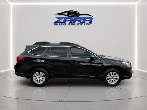 Used 2017 Subaru Outback 2.5i image 7