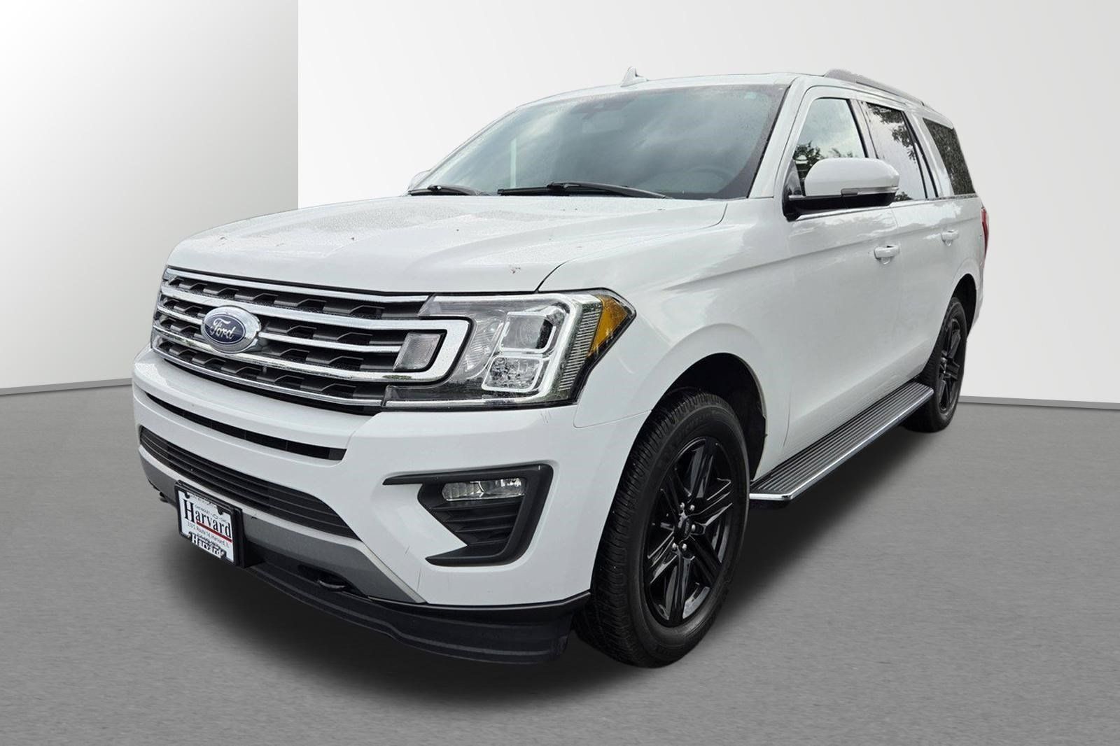 Used 2020 Ford Expedition XLT w/ Equipment Group 202A AWD/4WD image 3