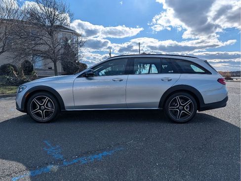Used 2023 Mercedes-Benz E 450 4MATIC All-Terrain Wagon w/ Premium Package image 9