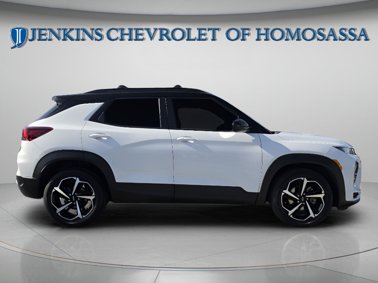 Used 2023 Chevrolet TrailBlazer RS FWD image 3